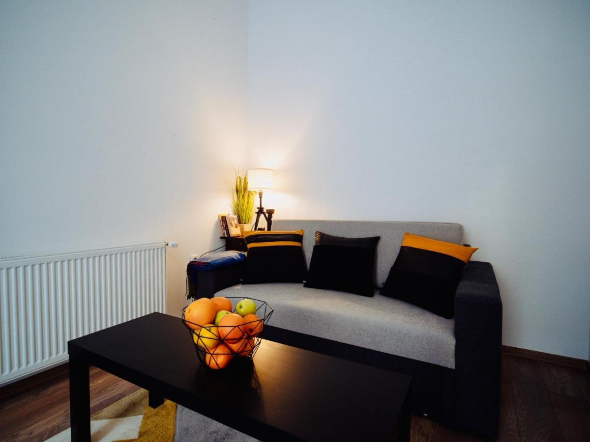 Zakarias Apartments Csíkszereda Kültér fotó