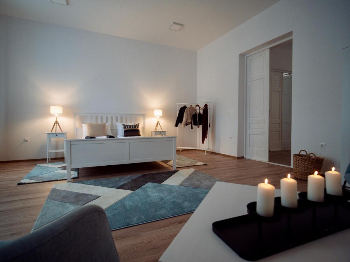 Zakarias Apartments Csíkszereda Kültér fotó