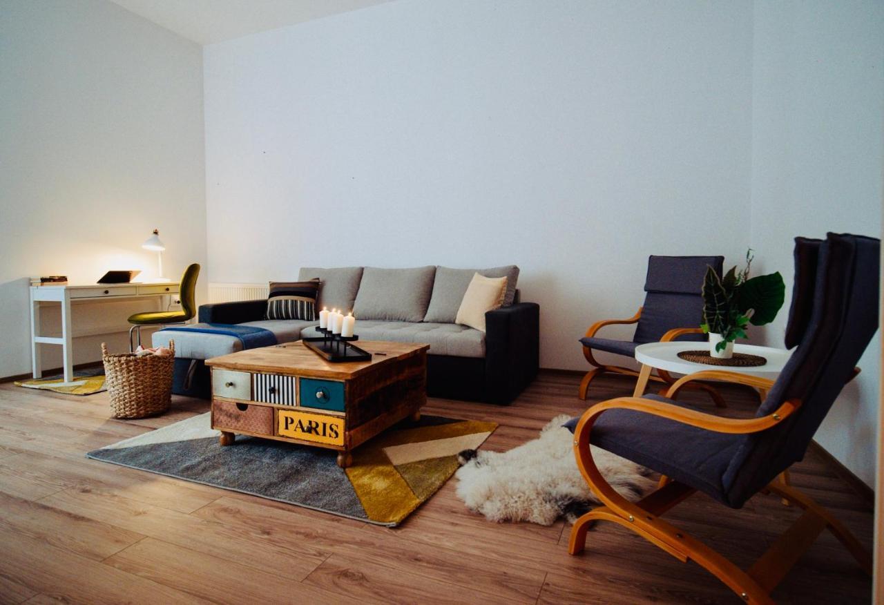 Zakarias Apartments Csíkszereda Kültér fotó