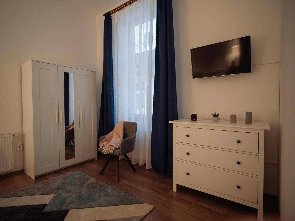 Zakarias Apartments Csíkszereda Kültér fotó