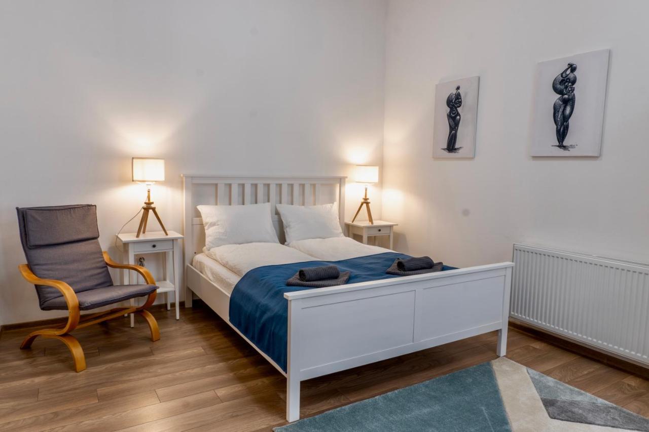 Zakarias Apartments Csíkszereda Kültér fotó